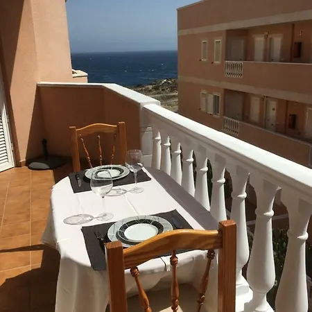 Costa Sol Nita طوستا ديل سيلونثيو
